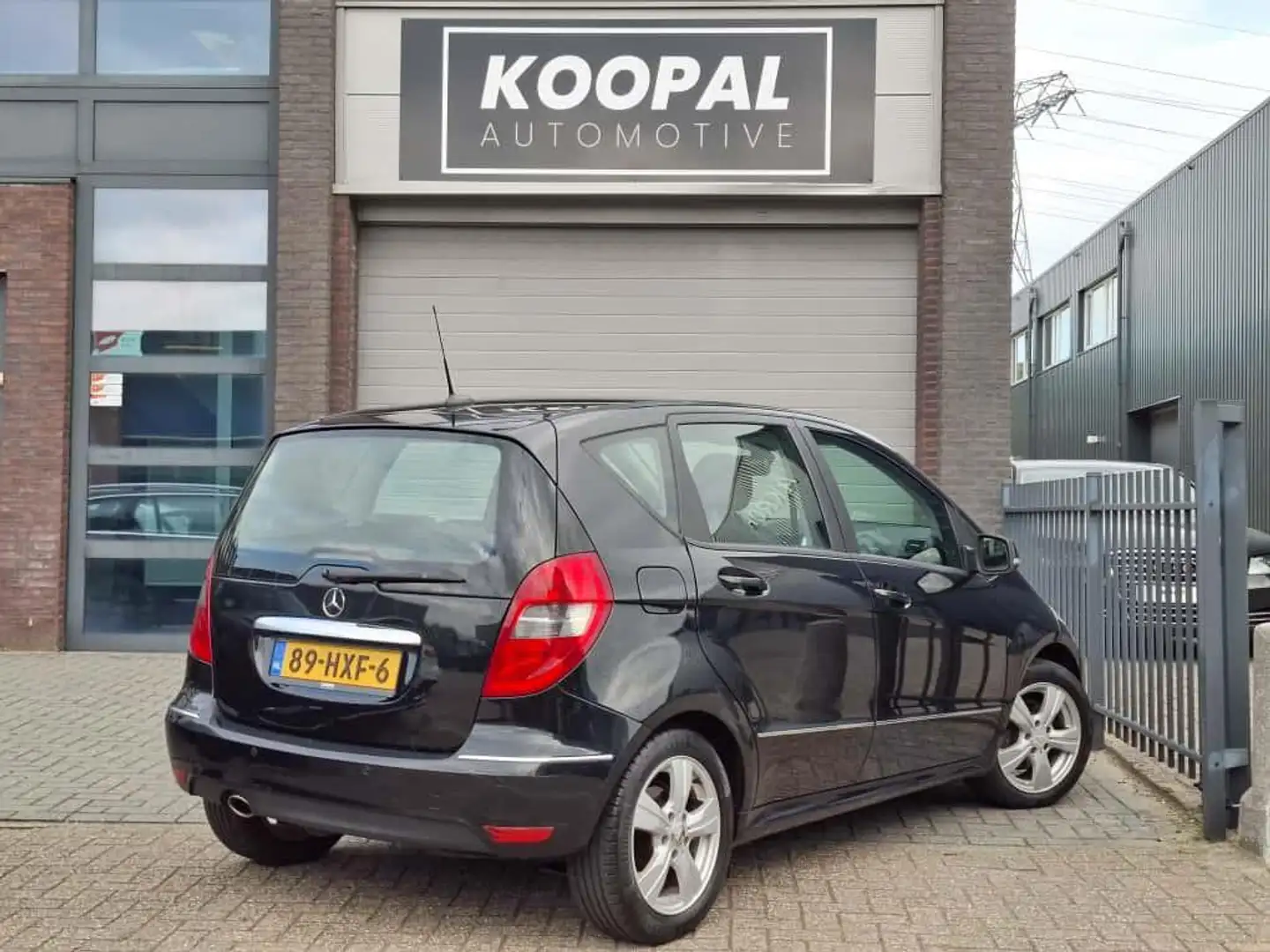 Mercedes-Benz A 150 Avantgarde | Airco | Automaat | PDC | NAP Noir - 2