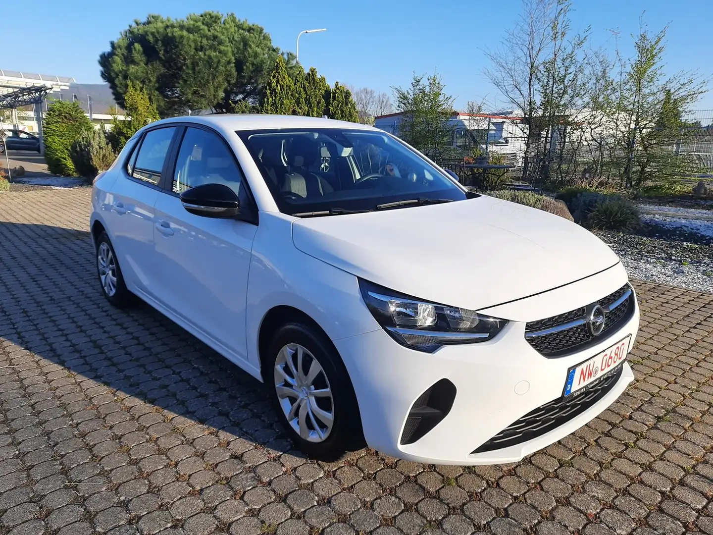 Opel Corsa Edition, 2.Hd, TÜV neu, Klima, Einparkhilfe hi. Fehér - 2