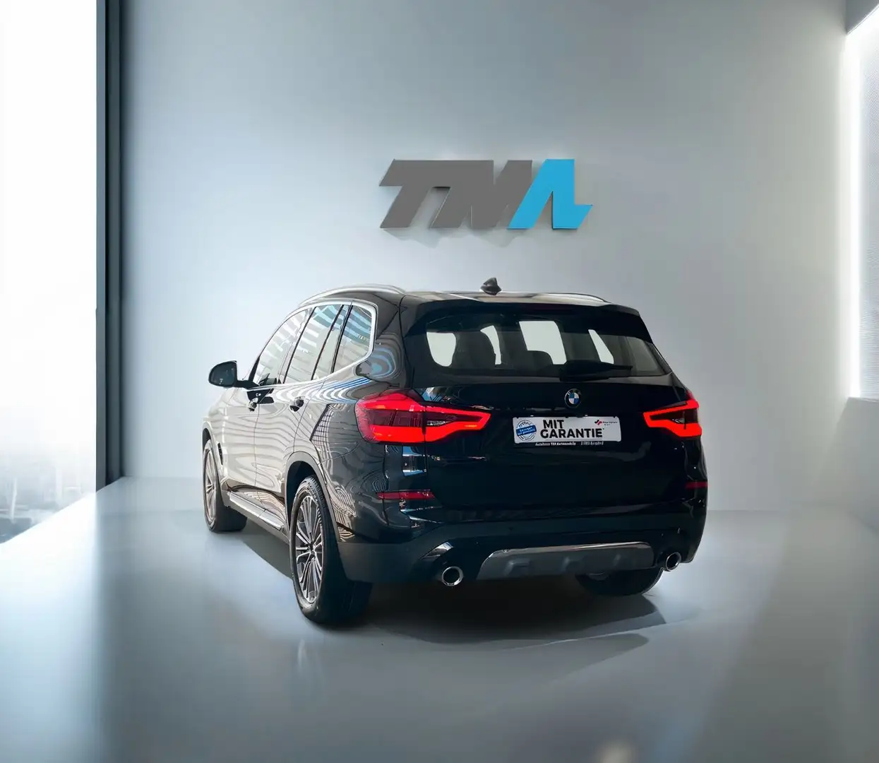 BMW X3 xD20d Luxury Line KAMERA AHK Unfallfrei Schwarz - 2