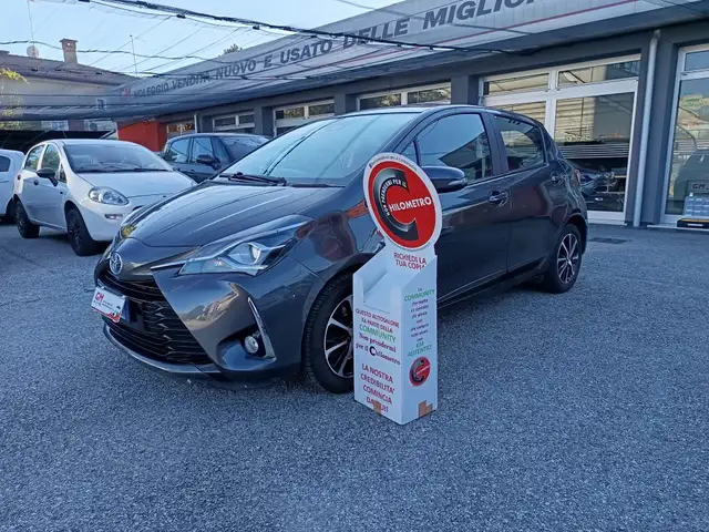 Toyota Yaris Yaris 5p 1.5h Lounge