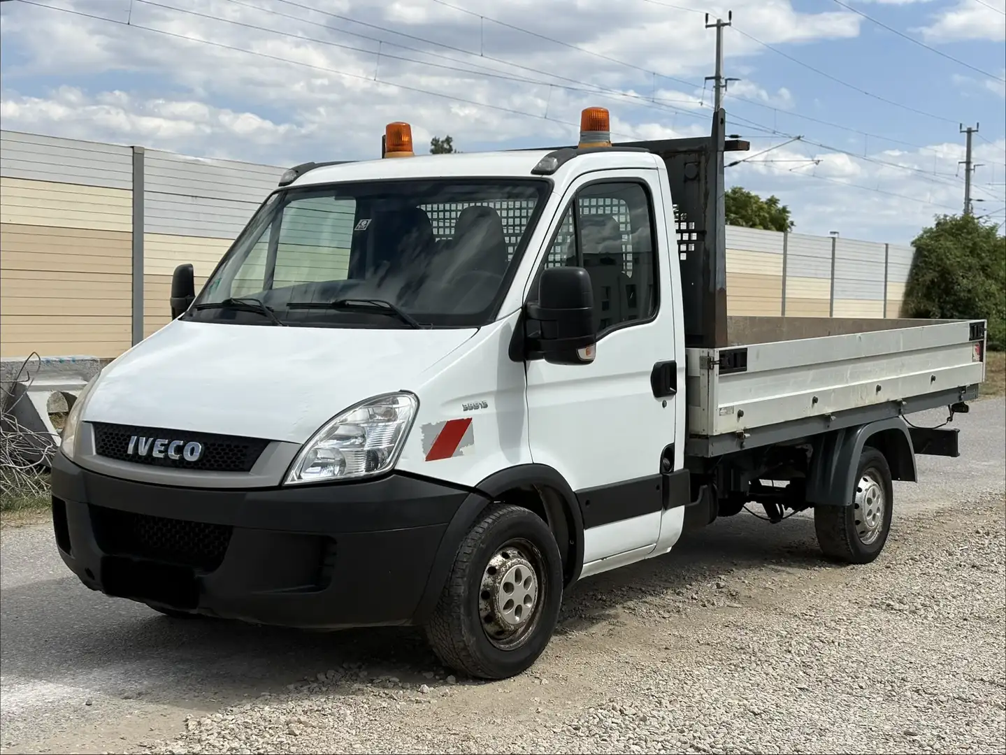 Iveco Daily 35 S 132,3 HPI - 1