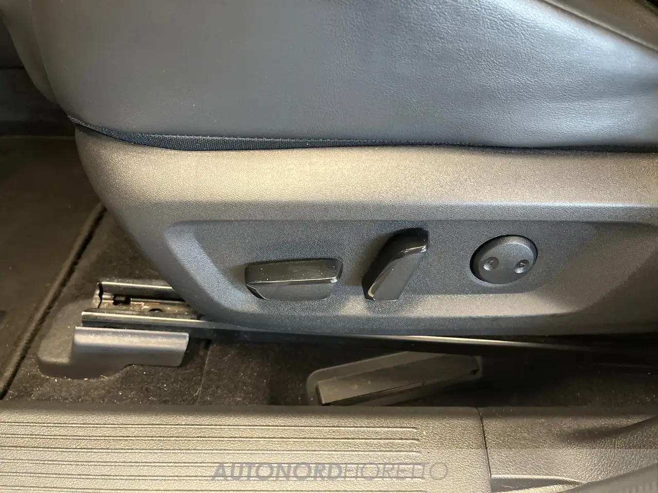 Nissan X-Trail 1.5 e-power tekna e-4orce 4wd auto, миниатюра 16