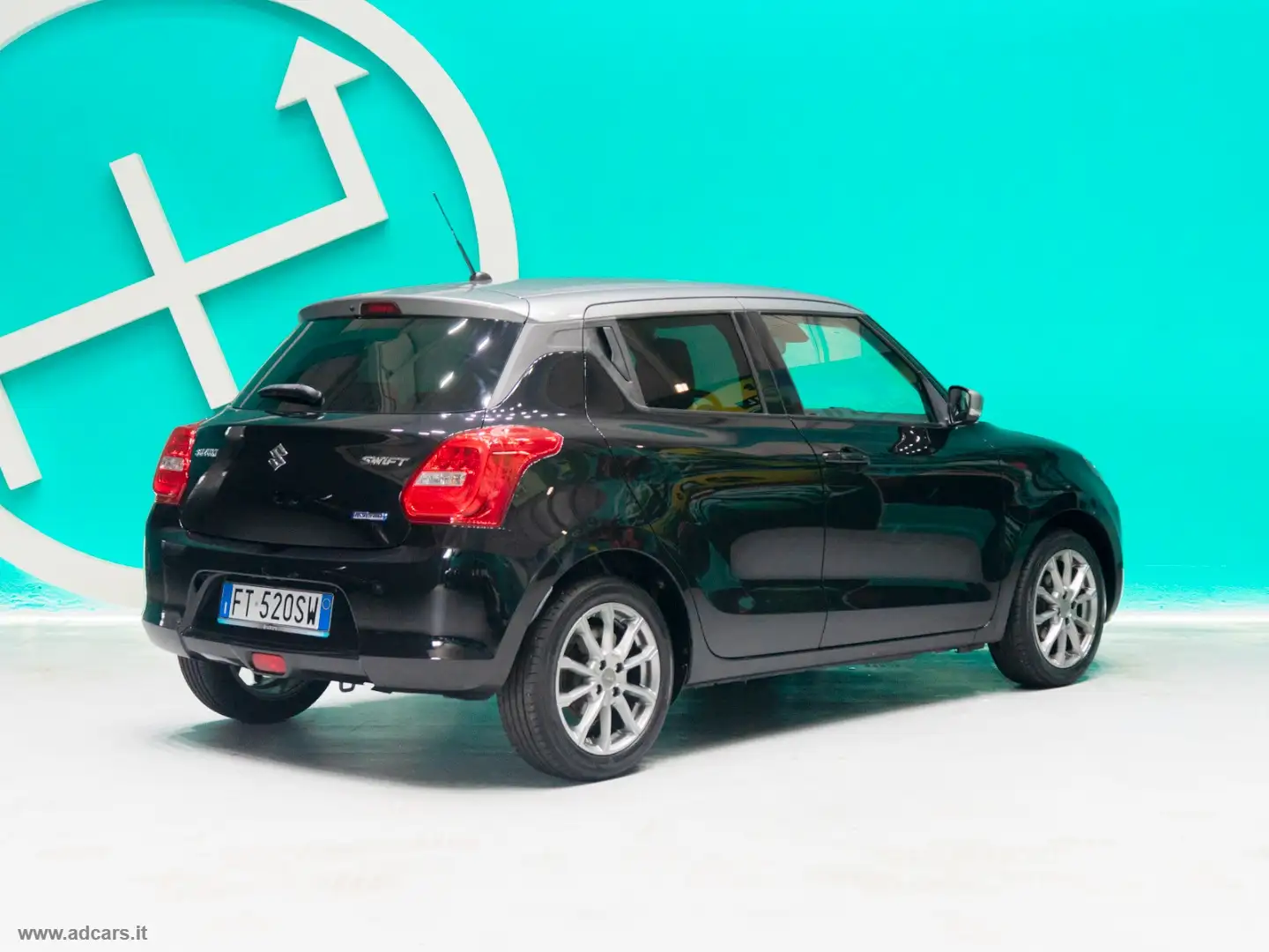 Suzuki Swift 1.0 Boosterjet Cool *BICOLOR* Negro - 2