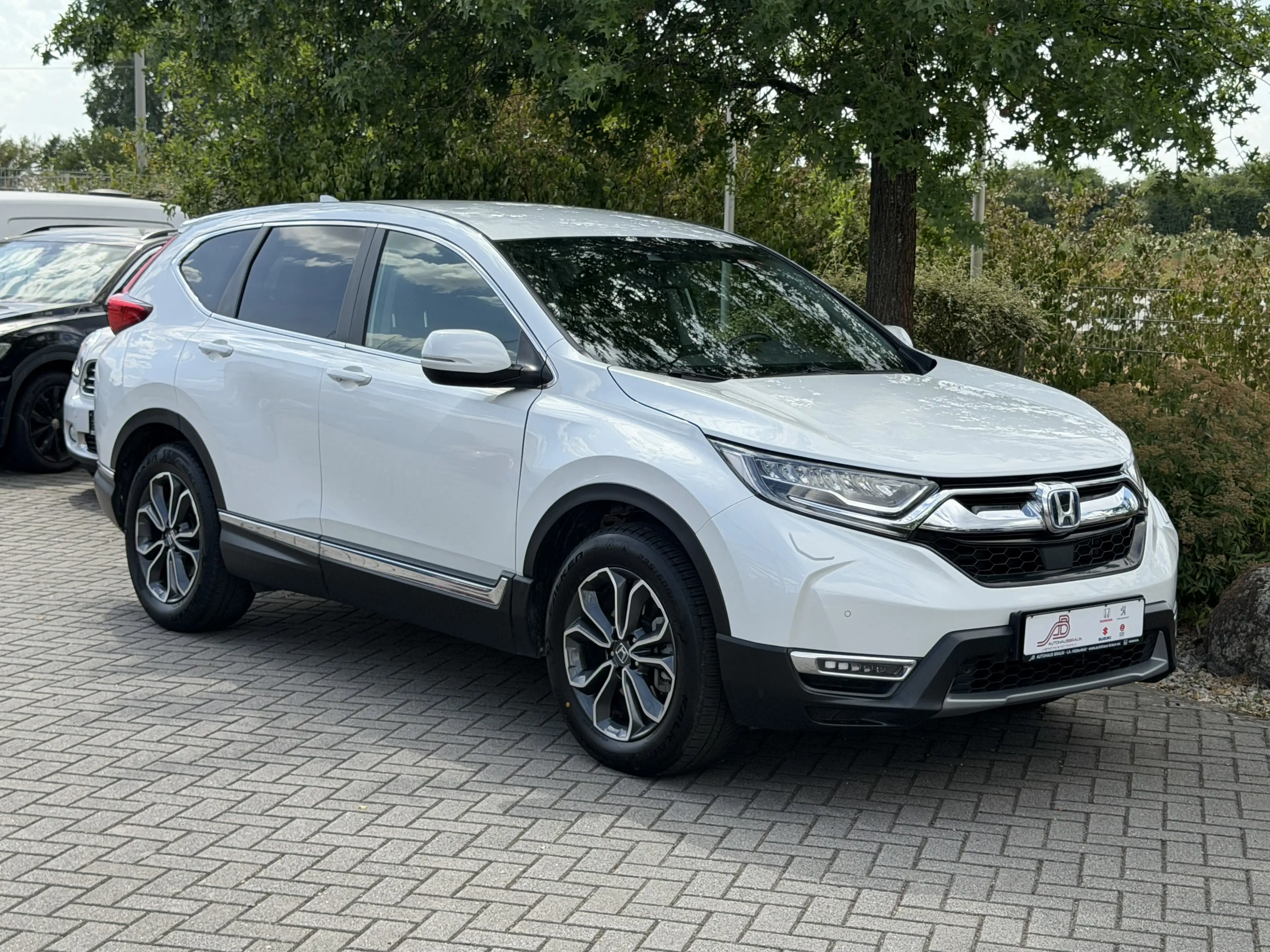 Honda CR-V 2.0 i-MMD HYBRID 2WD Elegance / 1.Hand — photo 2