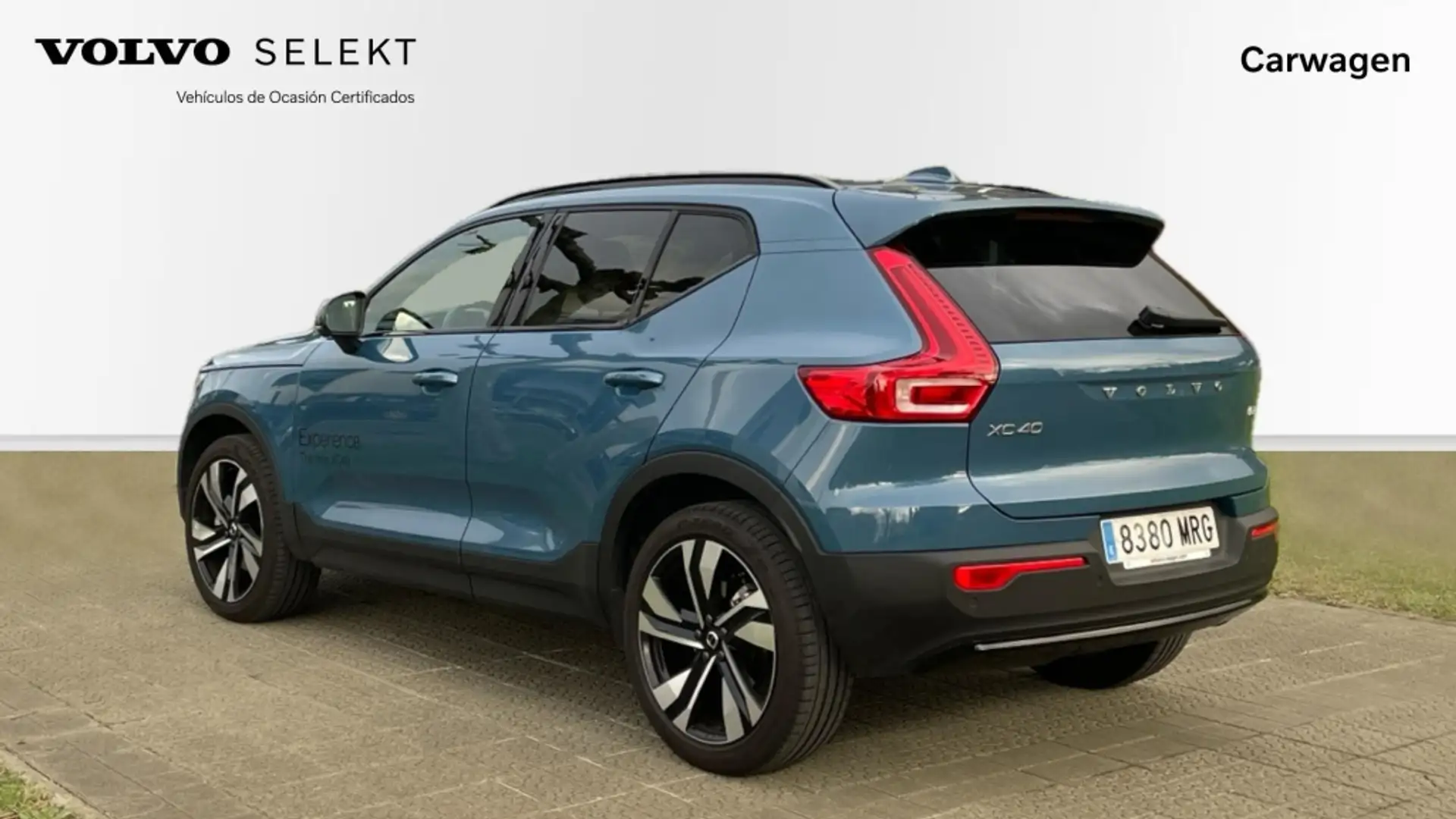 Volvo XC40 ULTIMATE B3 GASOLINA DARK - 2