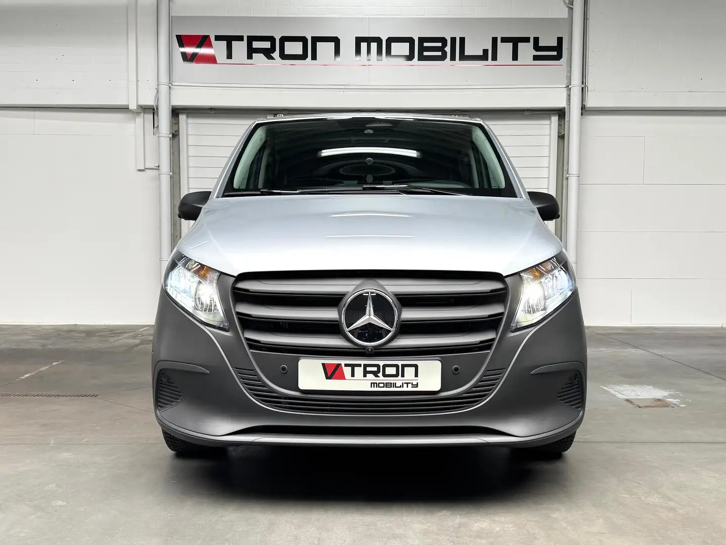Mercedes-Benz Vito VITO119 CDI Tourer L1 PRO 4x4 CAM360°*CARPLAY Grigio - 2