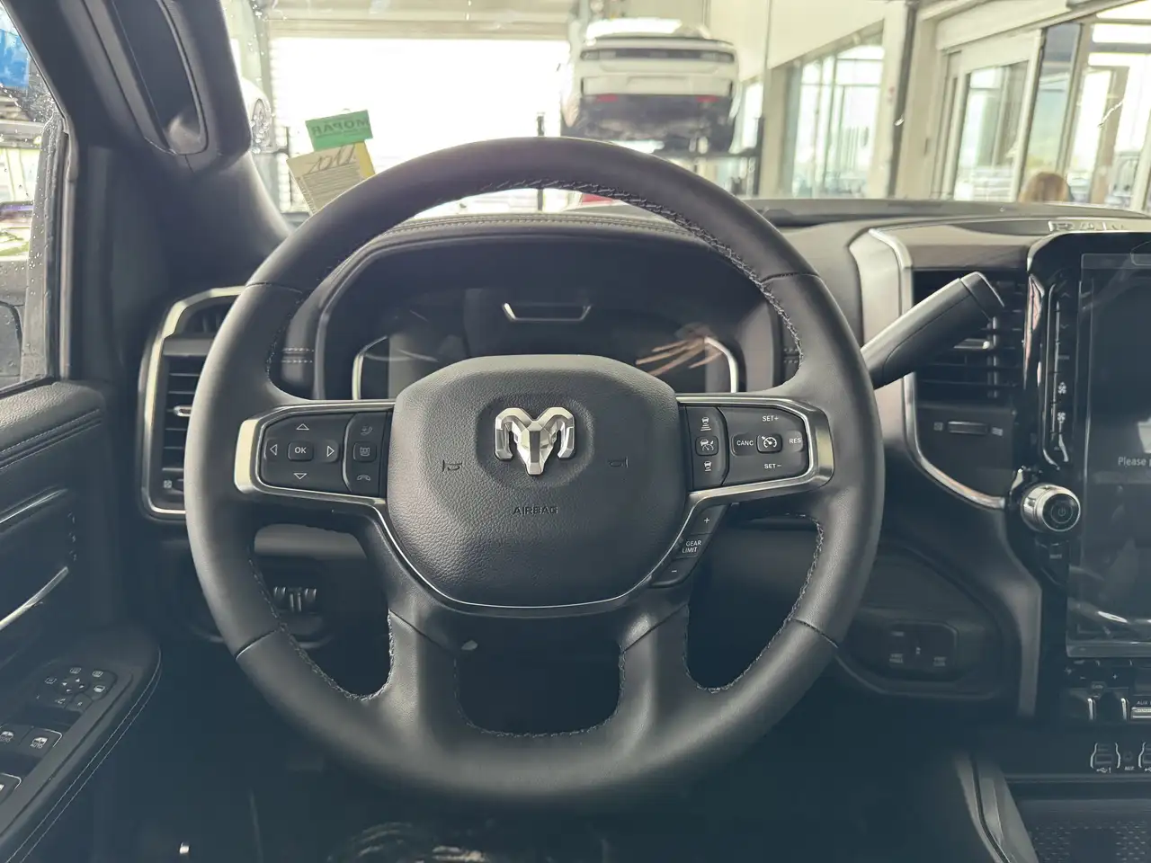 RAM 3500 снимка RAM 3500