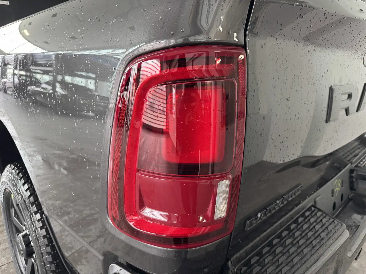 RAM 3500 снимка RAM 3500