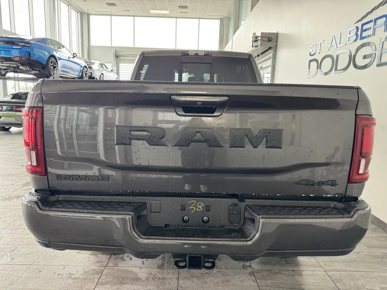 RAM 3500 снимка RAM 3500