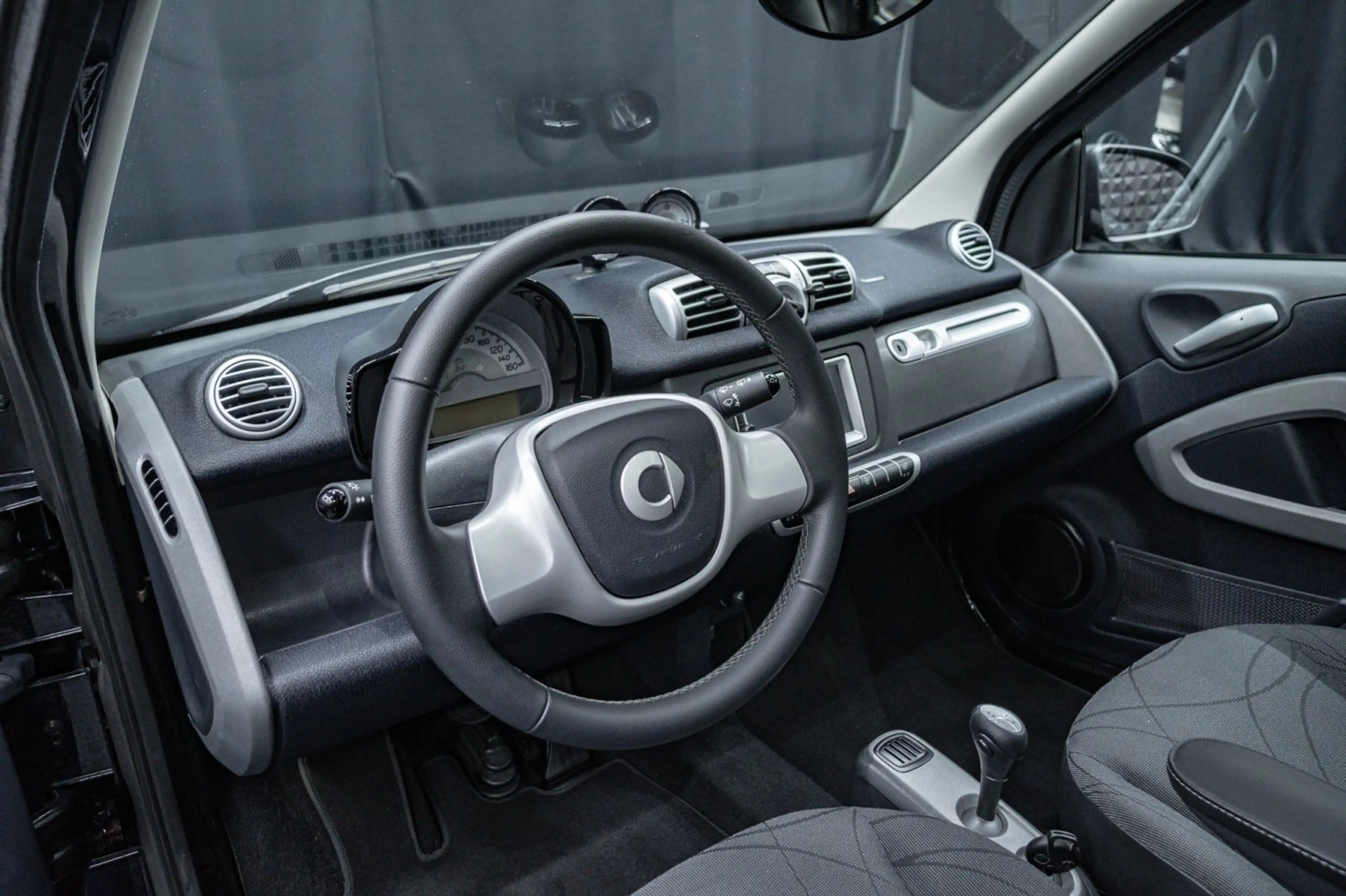 smart forTwo coupe cdi passion 1HAND SERVO — photo 9