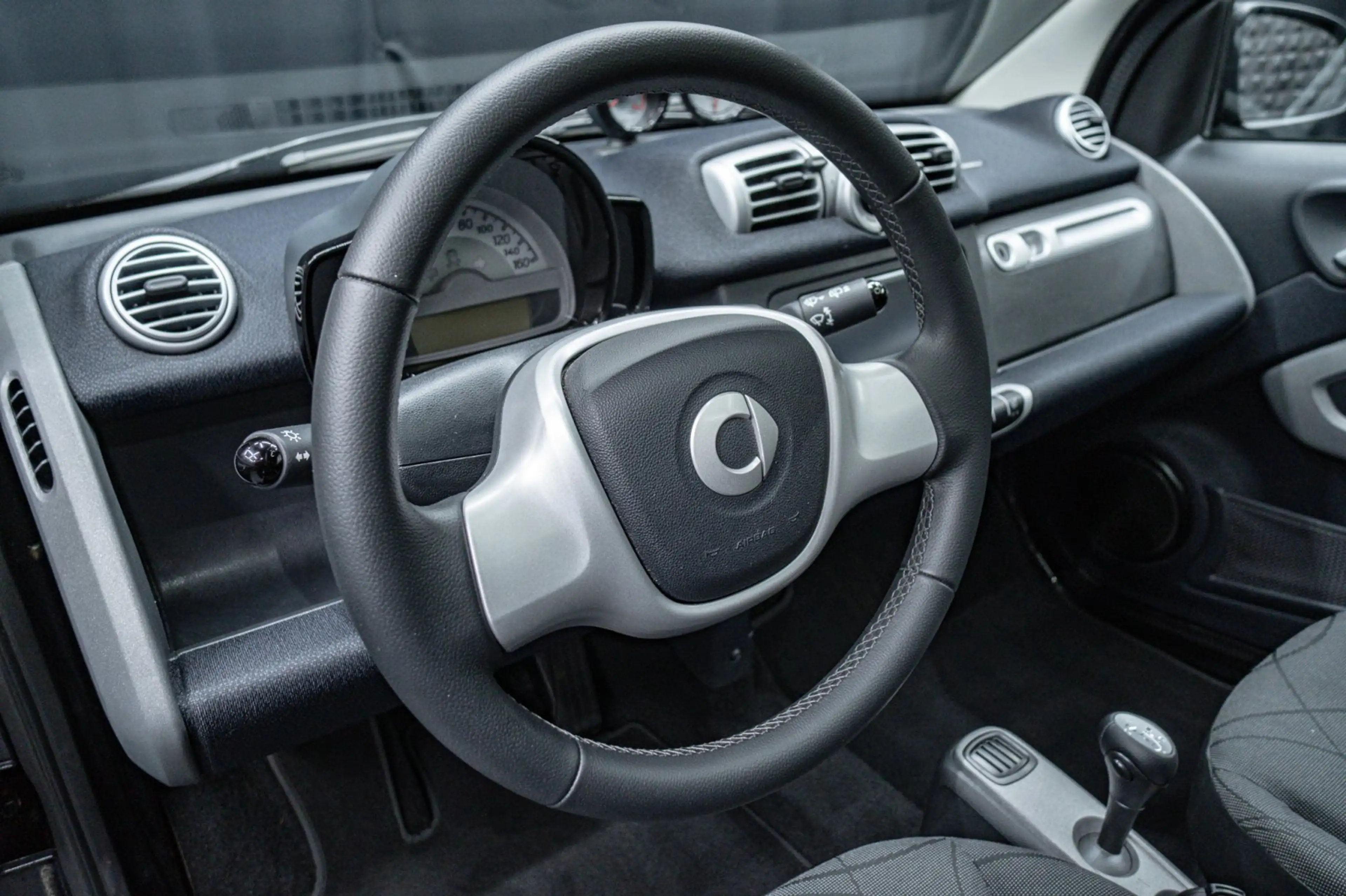 smart forTwo coupe cdi passion 1HAND SERVO — photo 11