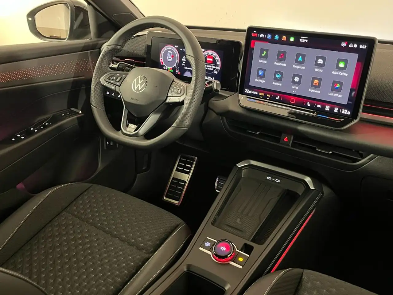 Volkswagen T-Roc 1.5 etsi R-Line 150cv dsg 9