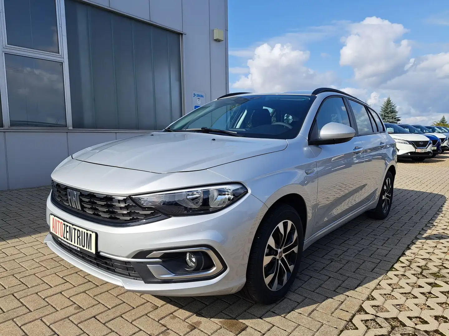 Fiat Tipo Kombi 1.0 City Life APP-CONNECT-NAVI ALU Plateado - 1