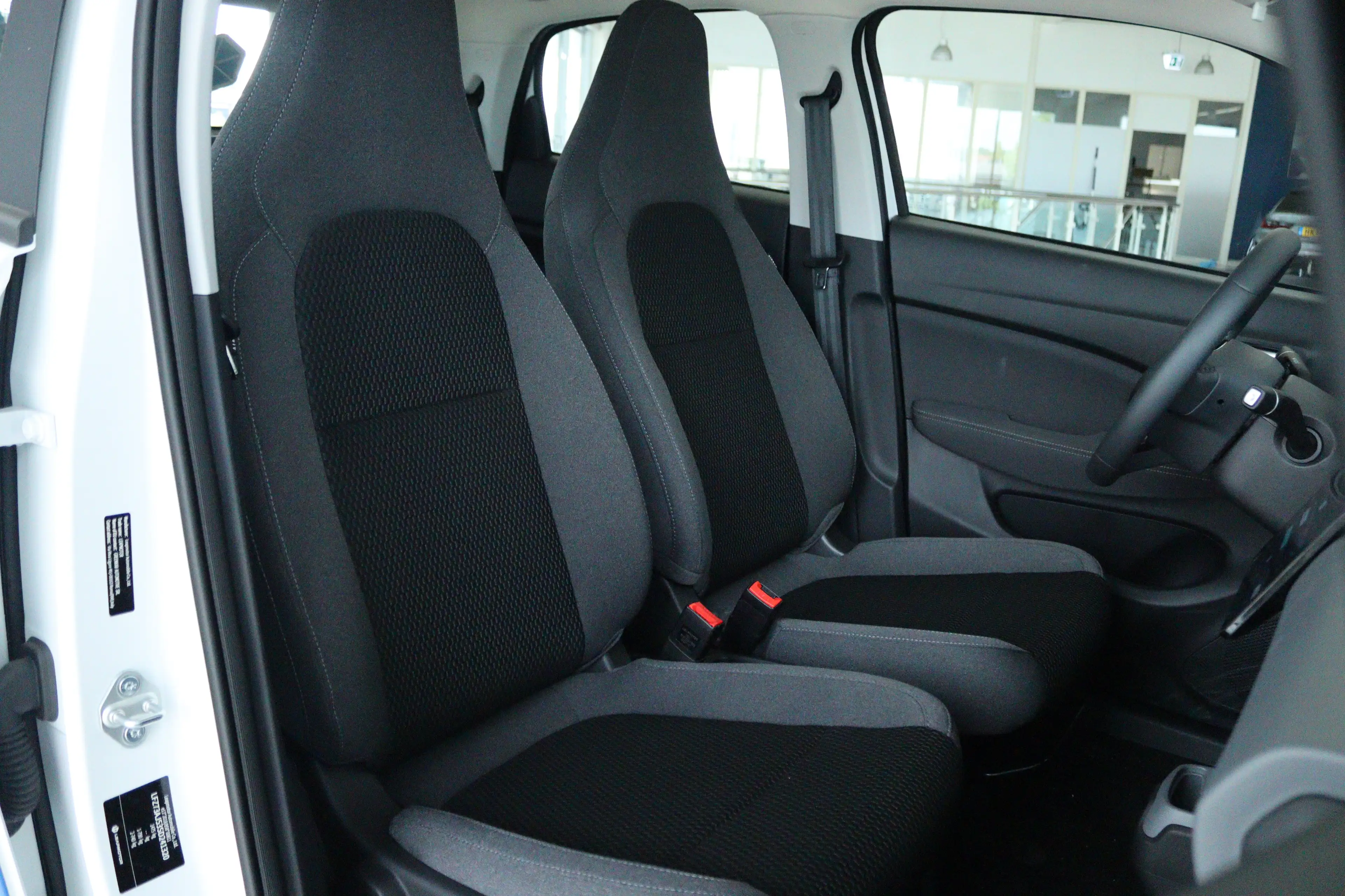 Leapmotor T03 Design 37.3 kWh | TEST HEM NU | Adapt. Cruise | Pa — photo 3