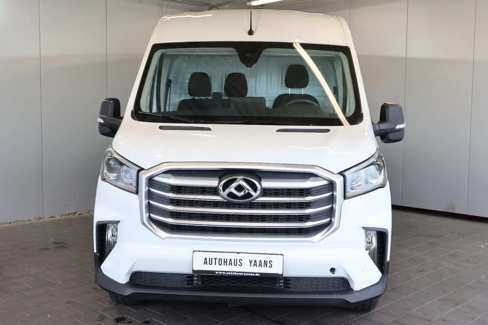 Maxus Deliver 9 Kasten L3H2 2.0 TDCI LANE+KAM+TEMPOMAT Weiß - 2