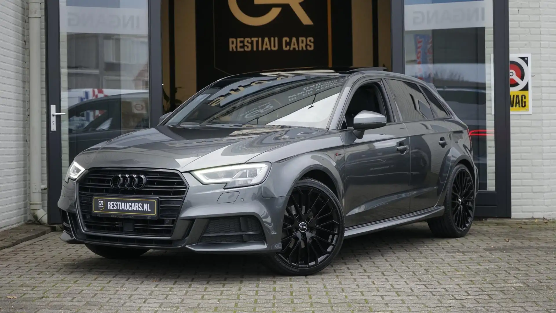 Audi A3 Sportback 1.4 TFSI CoD 3x S Line AUTOMAAT-ACC-BANG Gris - 1