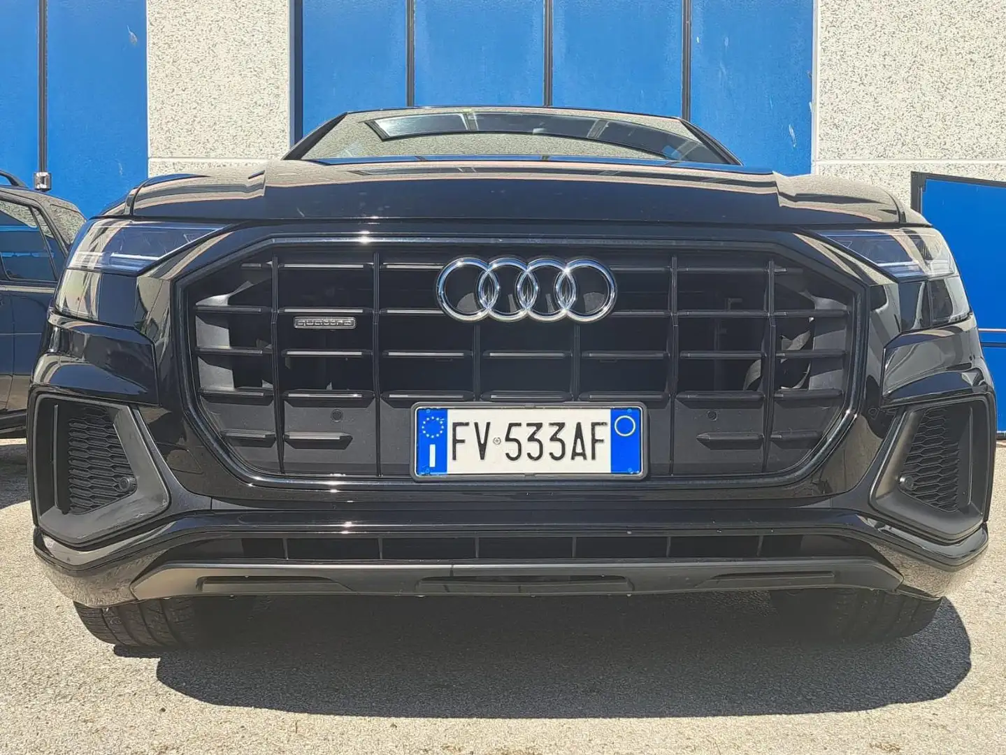 Audi Q8 S-LINE/KEYLESS/PANORAMA/LED/B&O/22"/KAMERA/MEMORY! Nero - 2