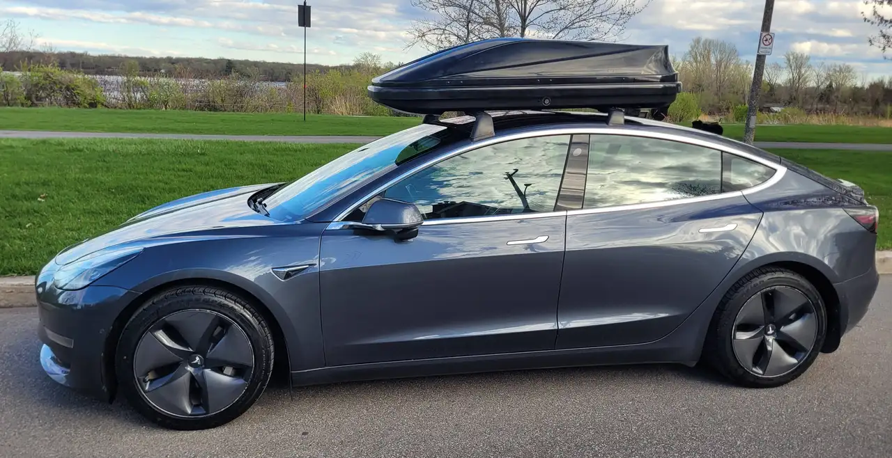 Tesla Model 3 fotografie Tesla Model 3