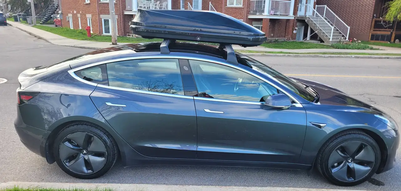 Tesla Model 3 fotografie Tesla Model 3