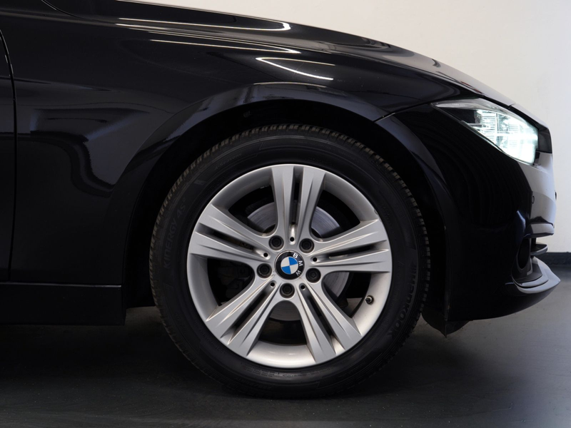 BMW 318 d SPORT-LINE SHADOW LED/KLIMA/TEMPOMAT/NAVI — photo 12