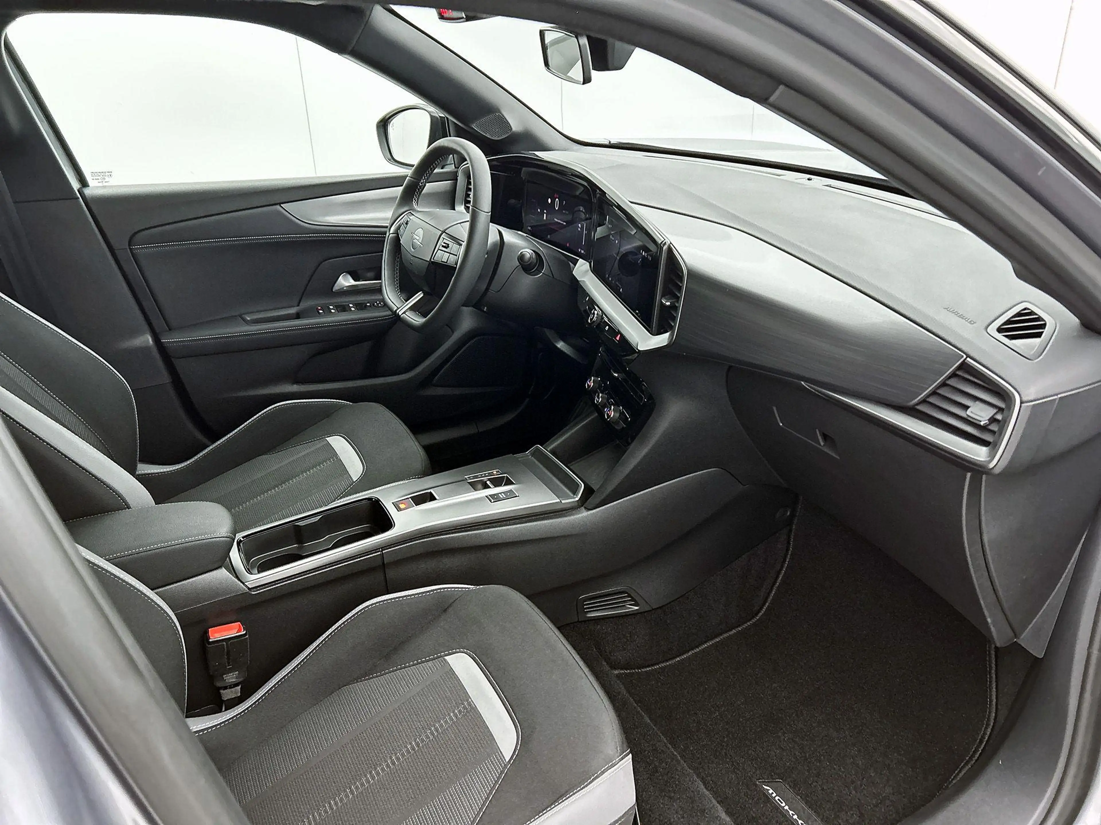 Opel Mokka-E 156pk GS 54 kWh Automaat | Navigatie | Climate Con — photo 13