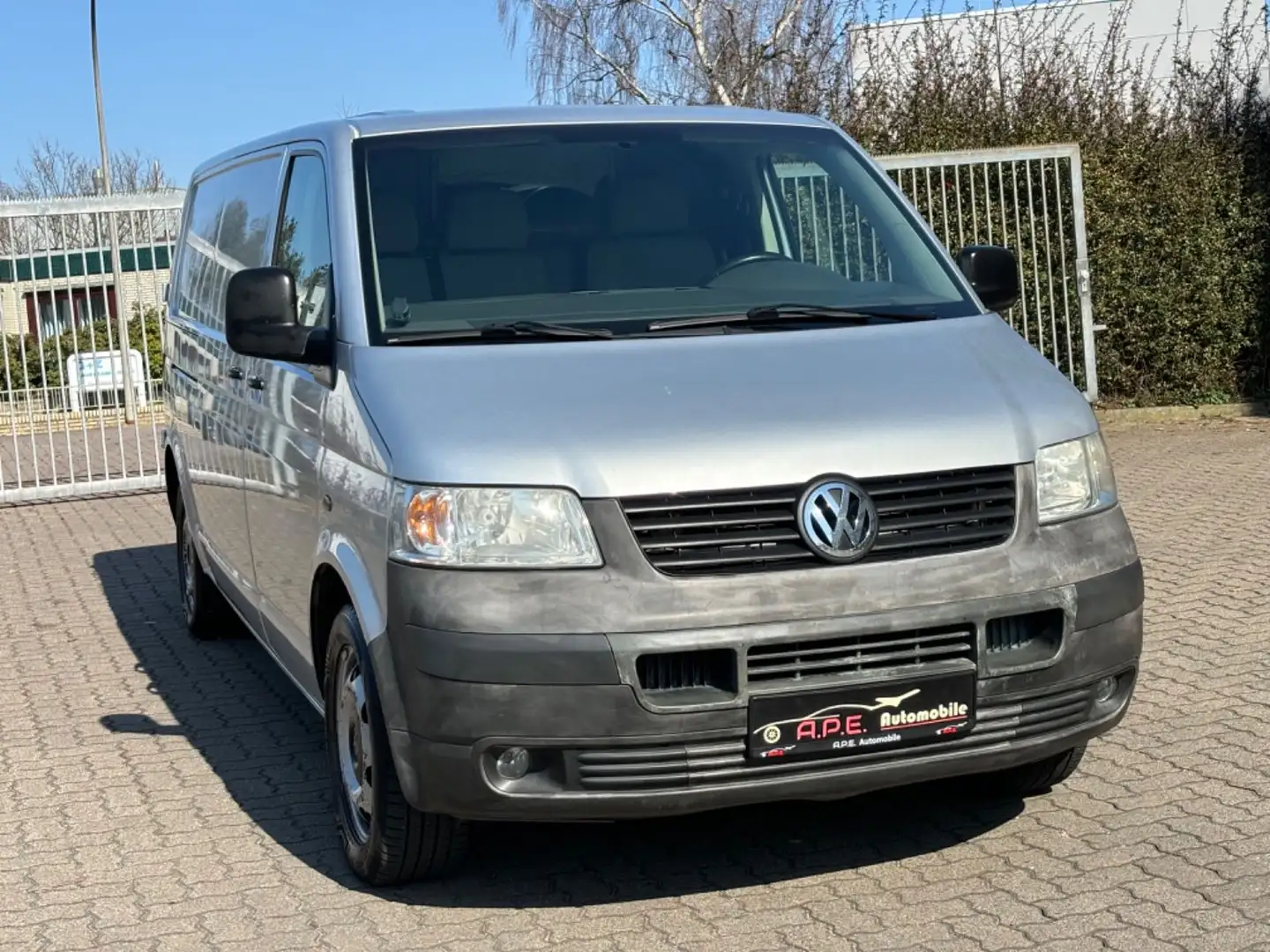 Volkswagen T5 Transporter Kasten lang DsG Klima Tüv/Au NEU Silber - 1