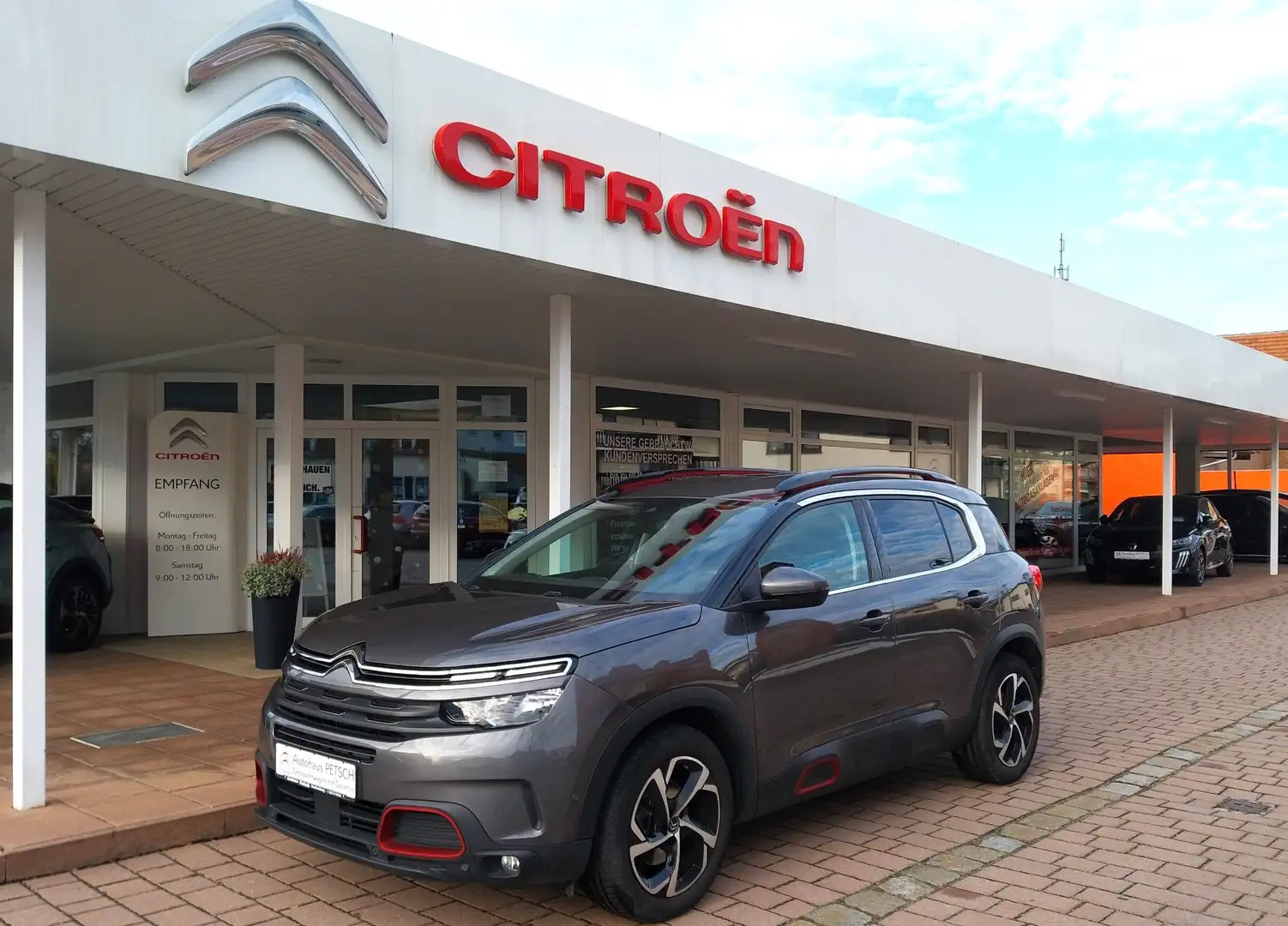 Citroen C5 Aircross PT 130 FEELPACK *NAVIGATION, SHZ, DAB RADIO* Grau - 1