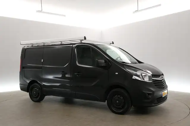 Opel Vivaro view 6