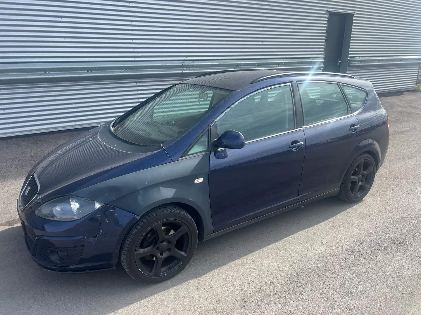 SEAT Altea XL Reference 1,9 TDi DPF ID:116 Azul - 1