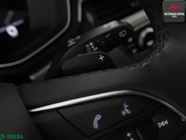Audi A4 view 14