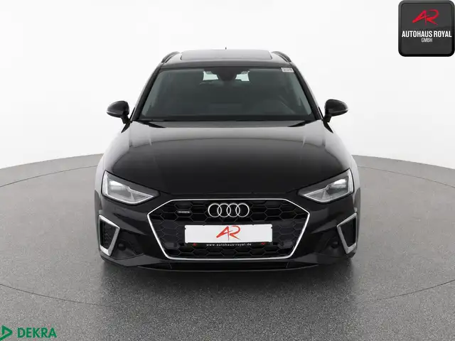 Audi A4 view 8