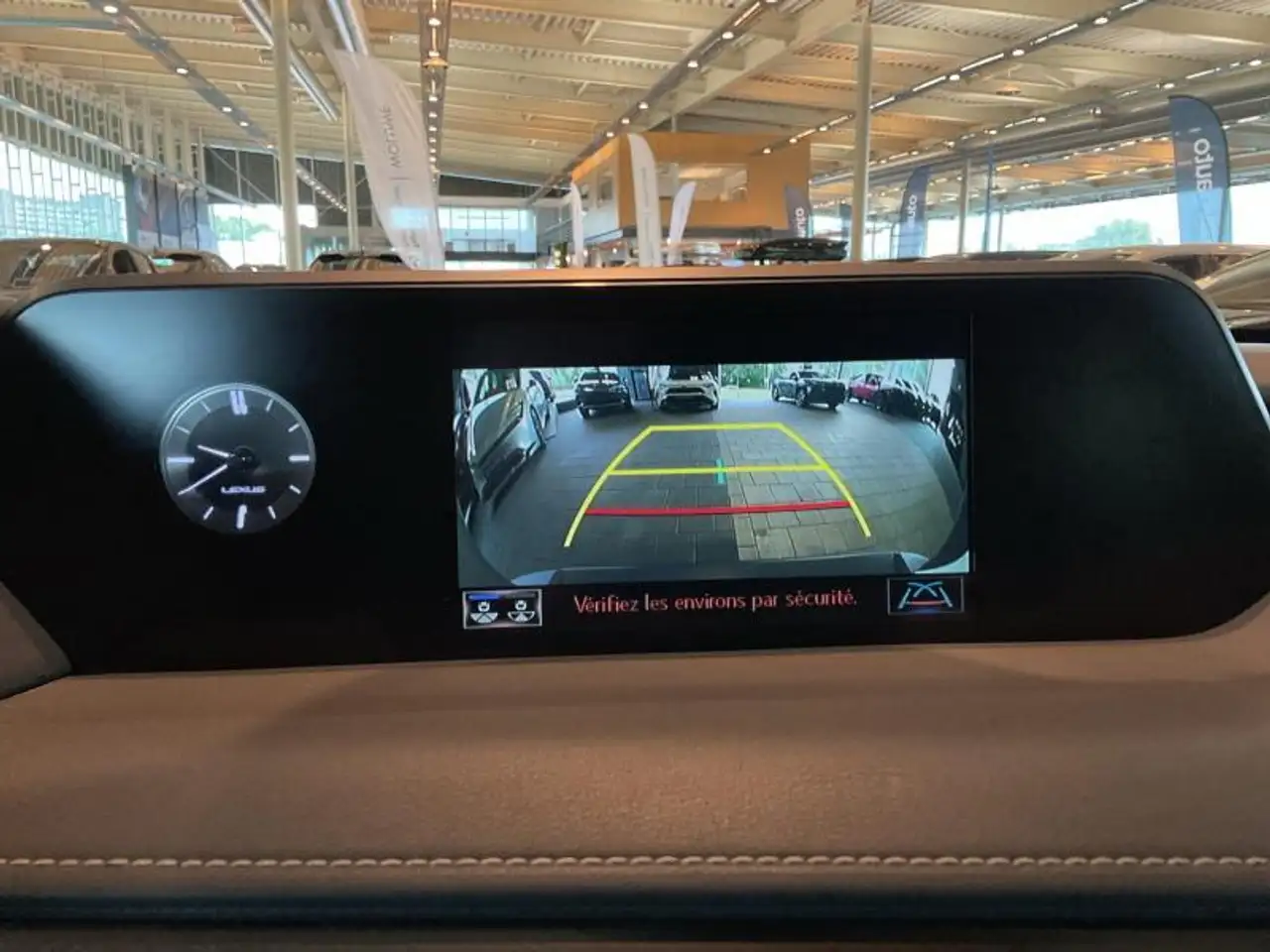 Lexus UX BLACK LINE, миниатюра 22
