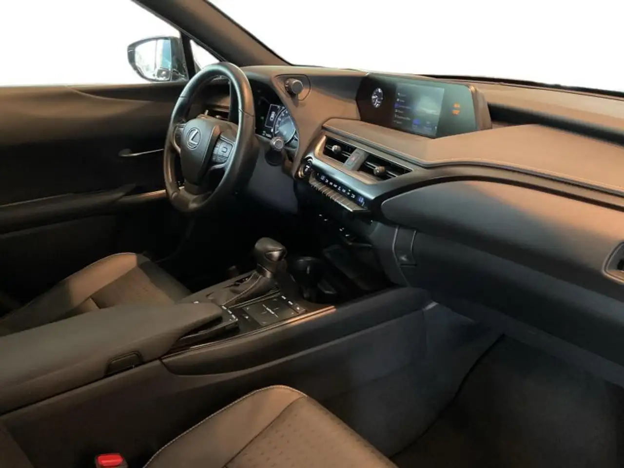 Lexus UX BLACK LINE, миниатюра 6