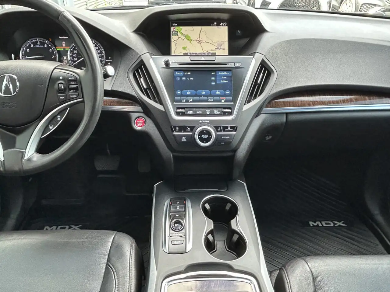 Acura MDX снимка Acura MDX