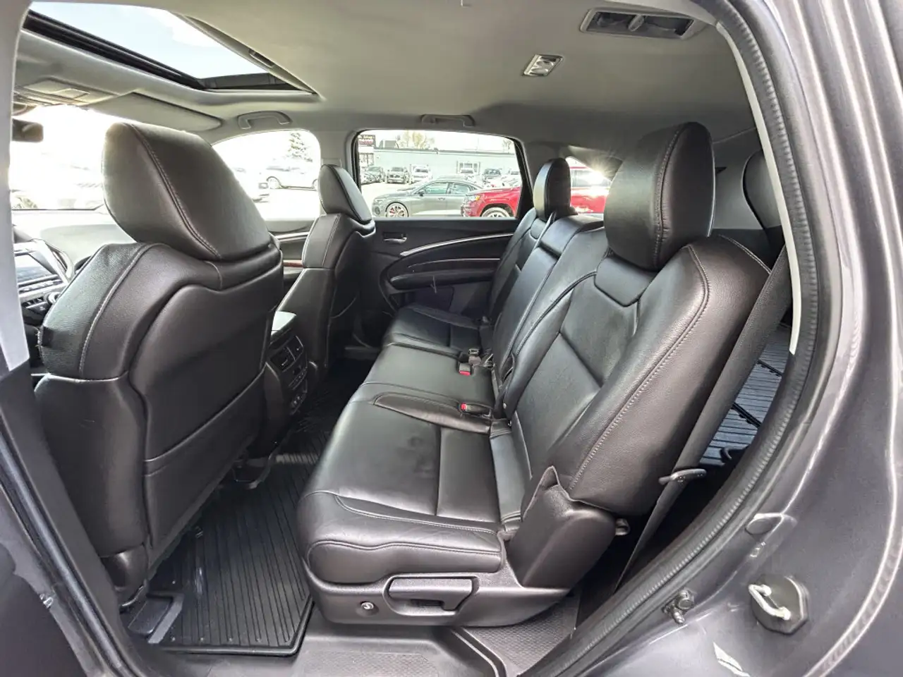 Acura MDX снимка Acura MDX