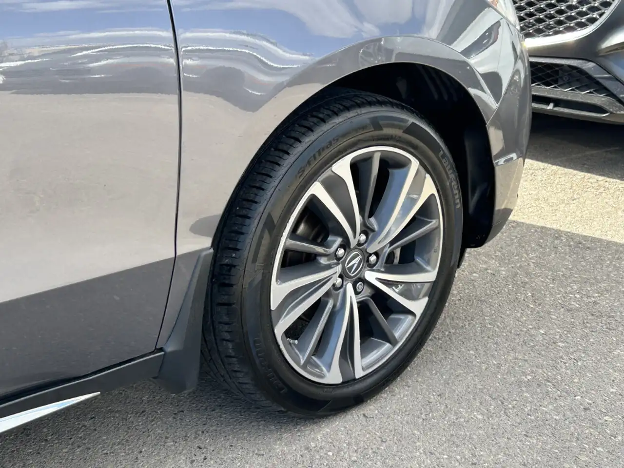 Acura MDX снимка Acura MDX