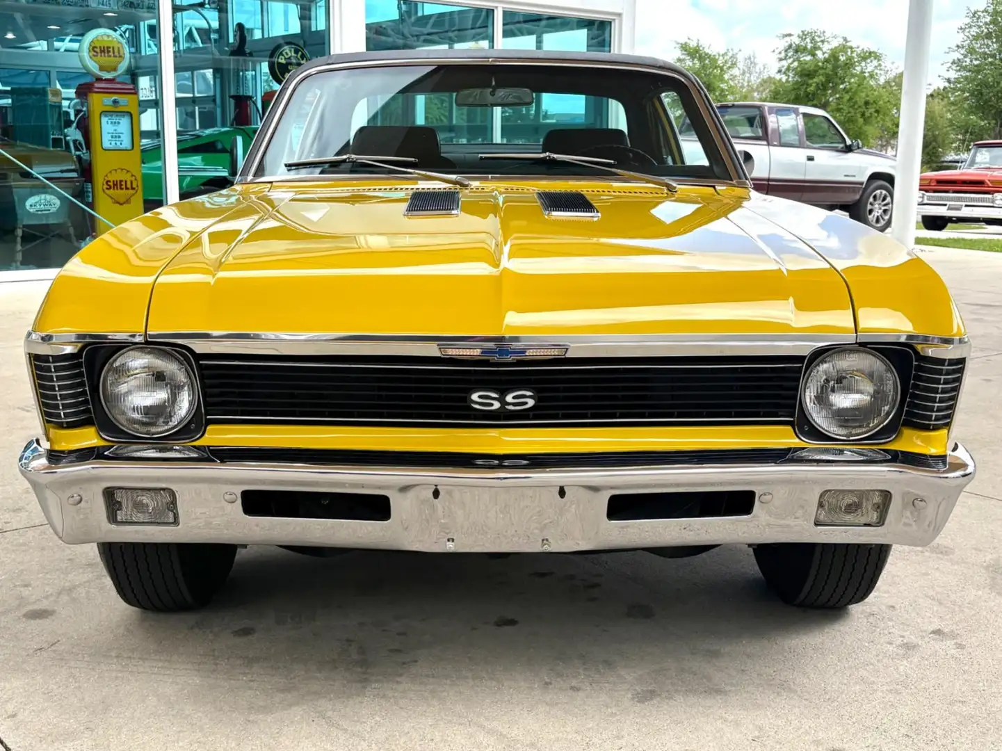 Chevrolet Nova SS - 2