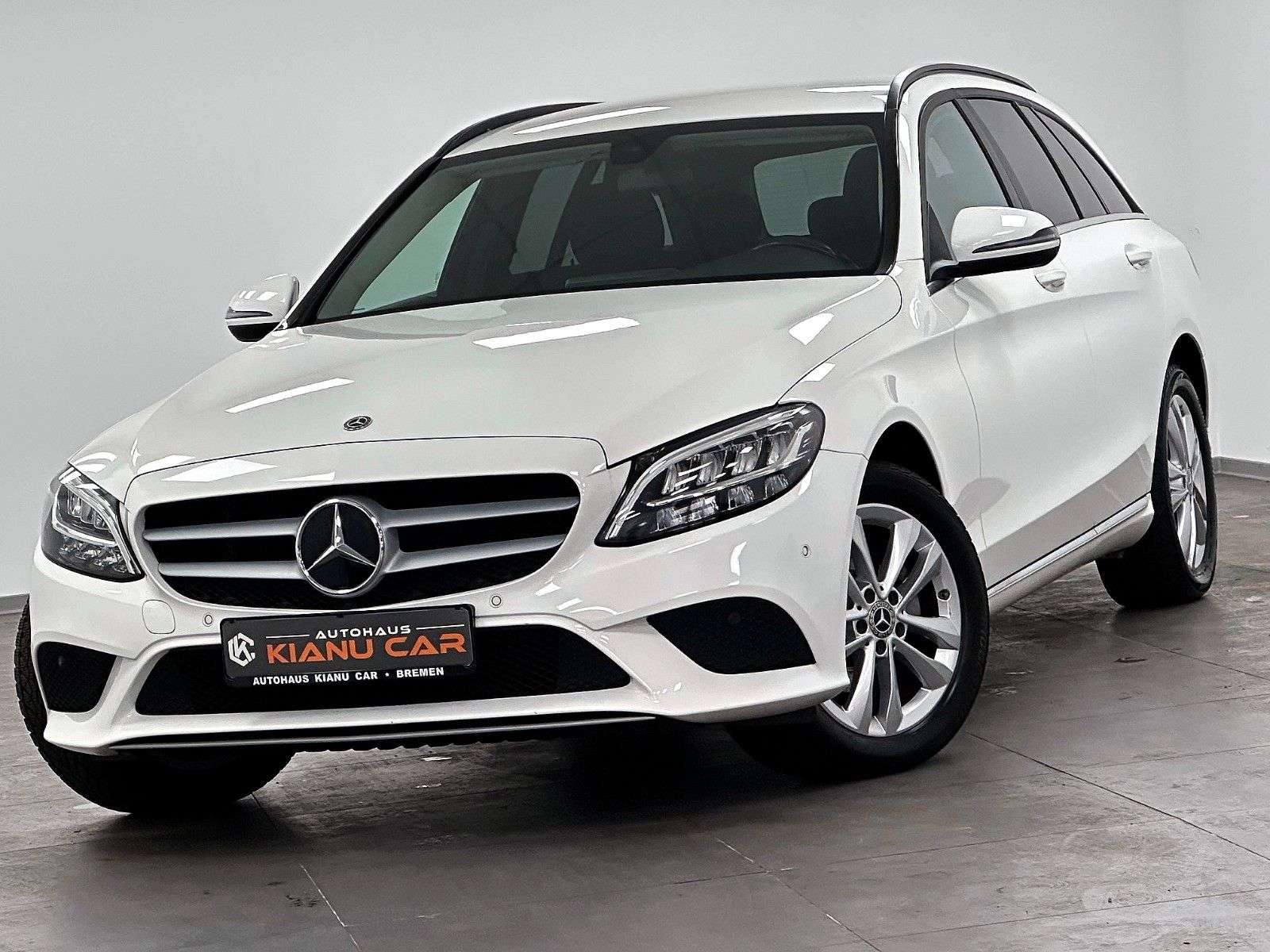 Second hand Mercedes Benz C-Class 180