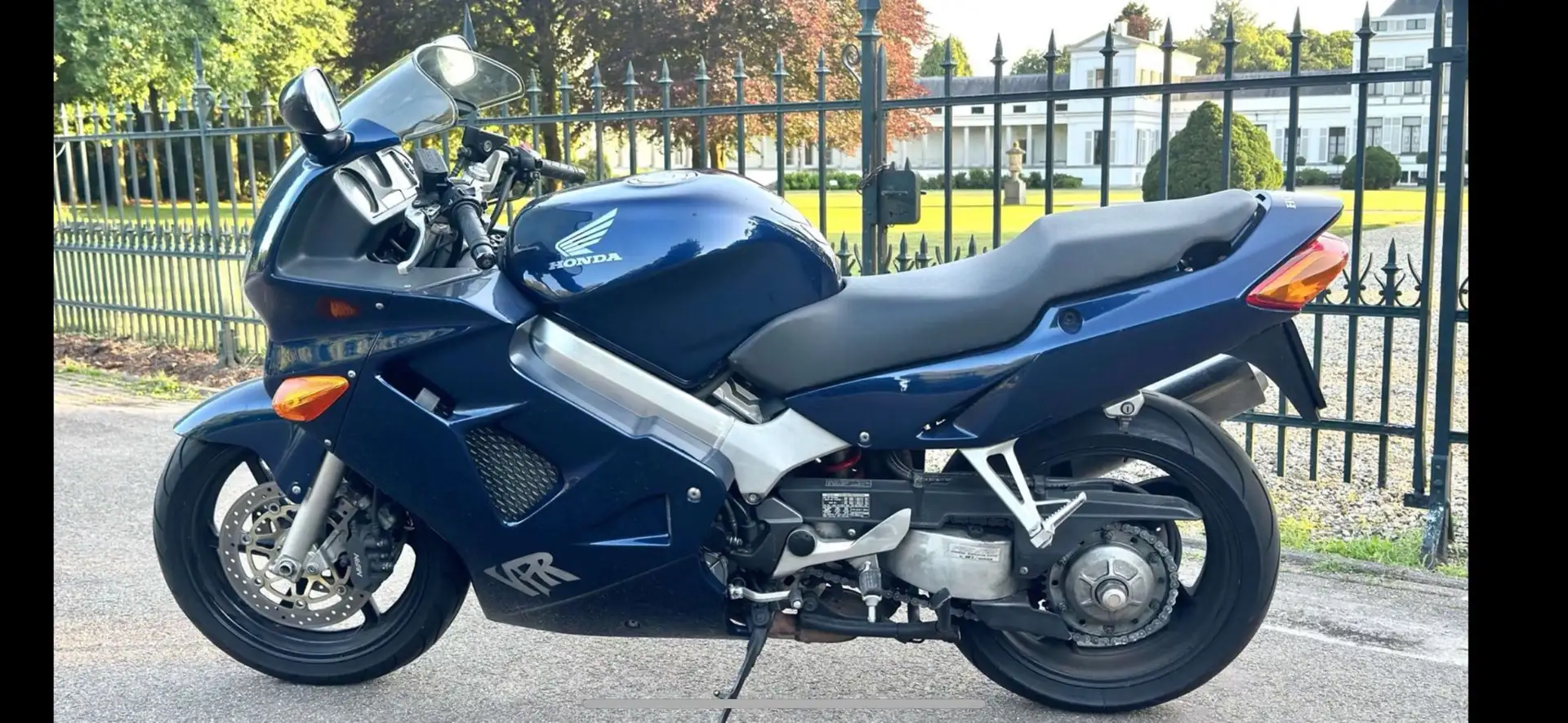 Honda VFR 800 - 2