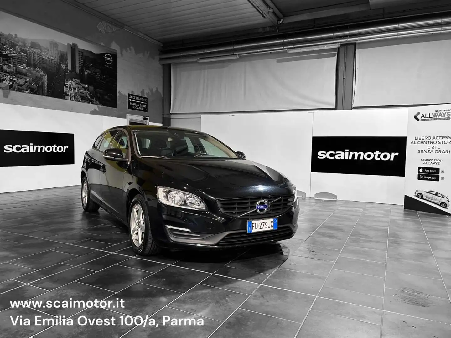 Volvo V60 D2 Geartronic Business Negro - 1