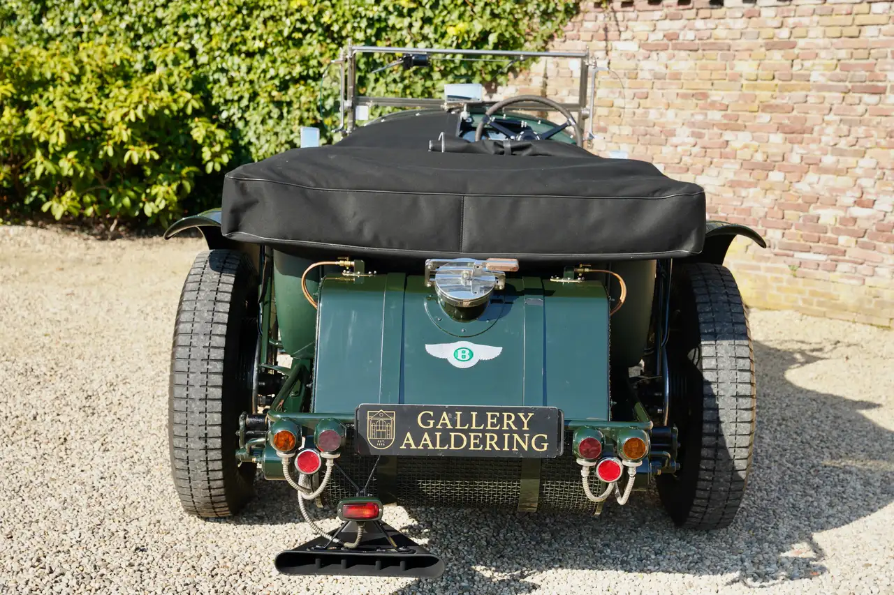 Bentley Eight Speed "By Racing Green" SHORT CHASSIS! Spectacular, foto 6