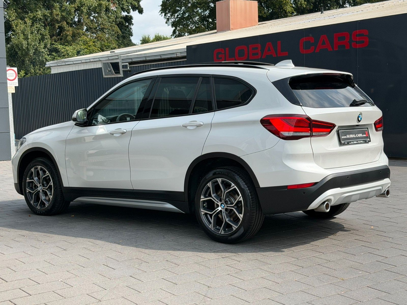 BMW X1 sDRIVE 20d X-LINE*PANO*ACC*HUD* — photo 11
