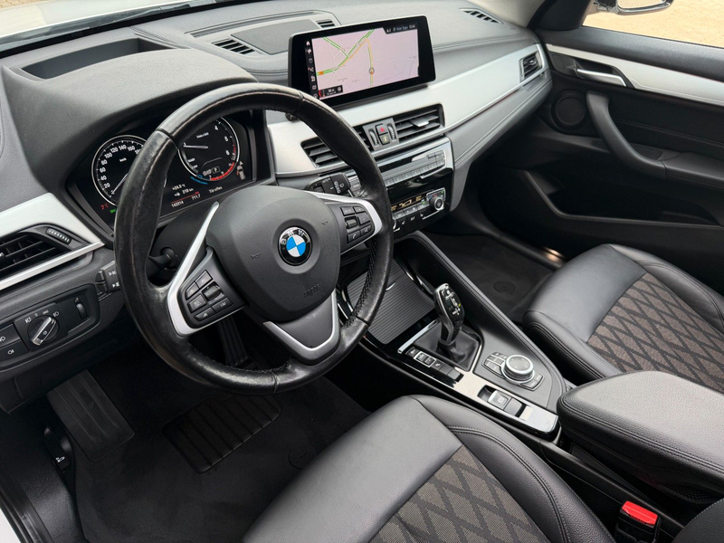 BMW X1 sDRIVE 20d X-LINE*PANO*ACC*HUD* — photo 3