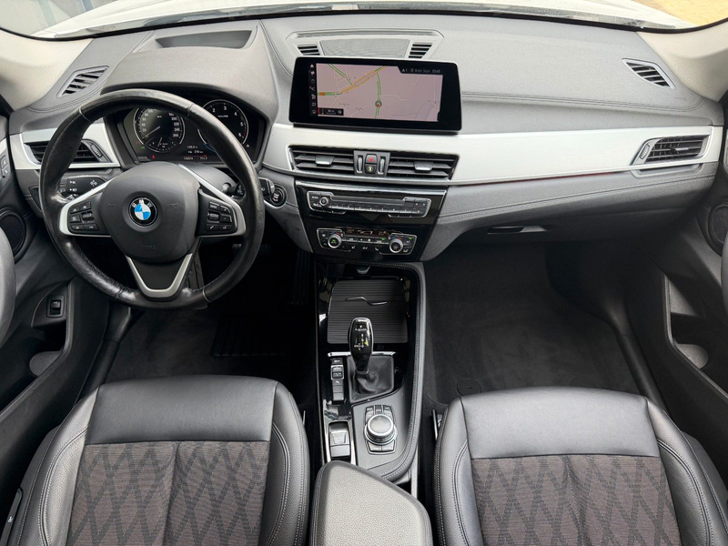 BMW X1 sDRIVE 20d X-LINE*PANO*ACC*HUD* — photo 4