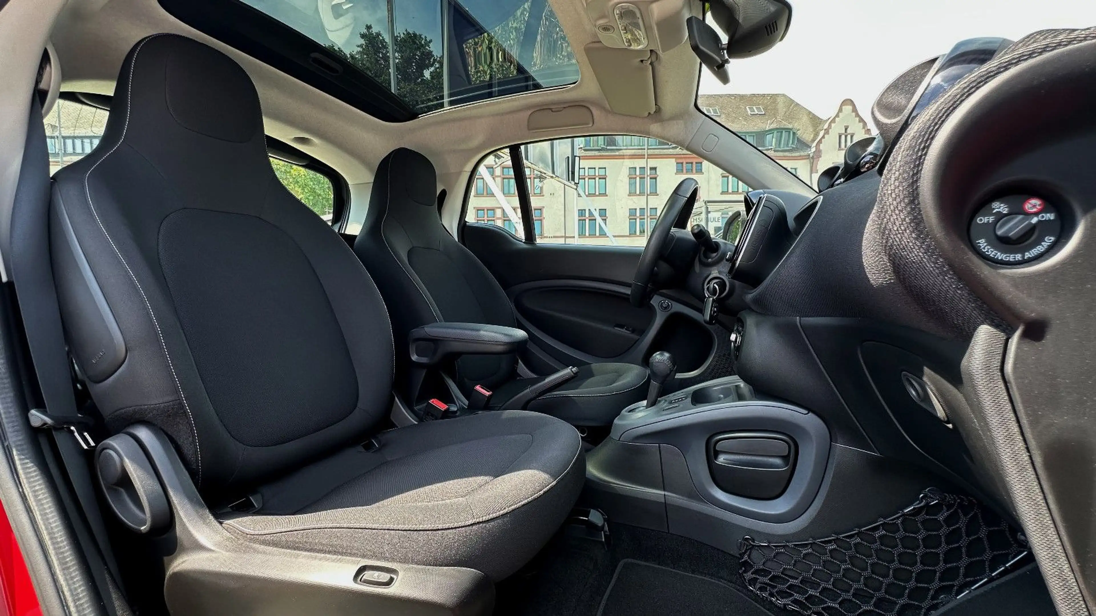 smart forTwo Coupé TURBO DCT WHITE & RED EDITION! NUR 16 TKM! — photo 9