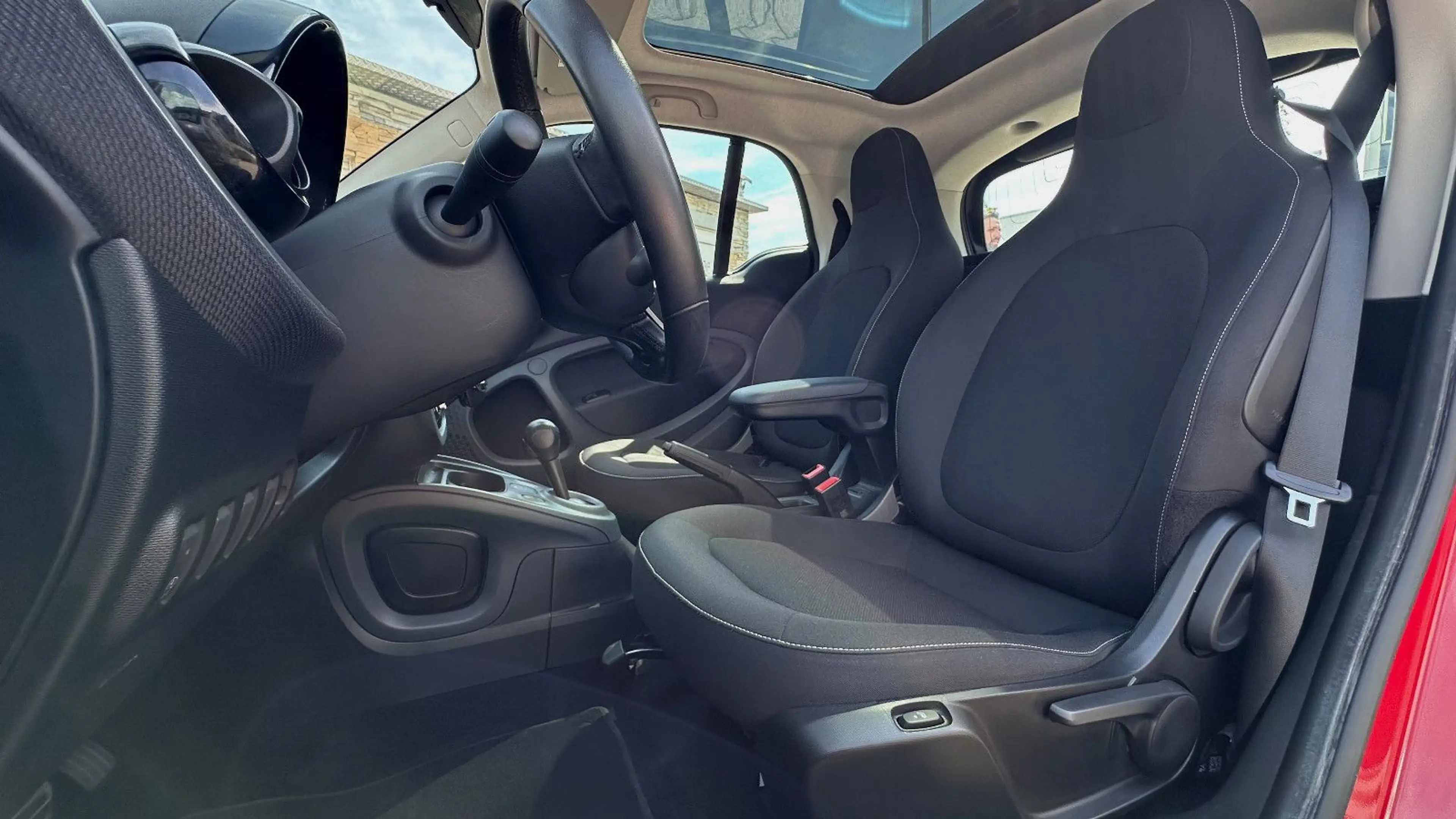 smart forTwo Coupé TURBO DCT WHITE & RED EDITION! NUR 16 TKM! — photo 10