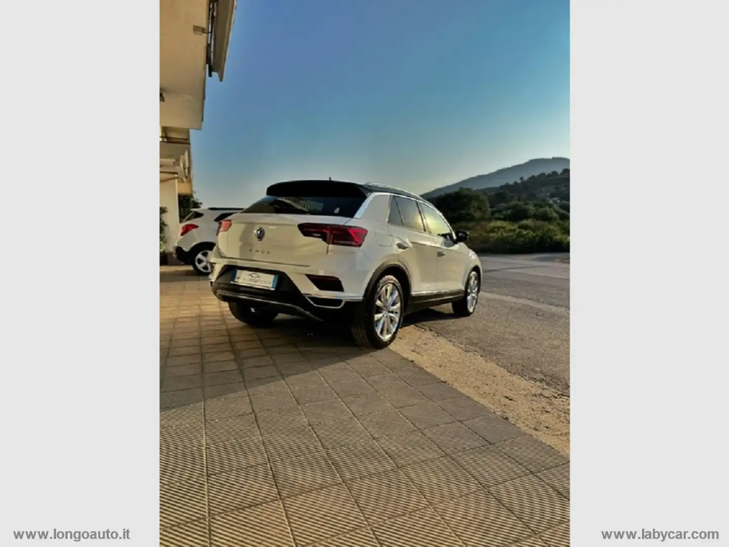 Volkswagen T-Roc 2.0 TDI 150 CV Advanced BMT PRONTA CONSEGNA Bianco - 2