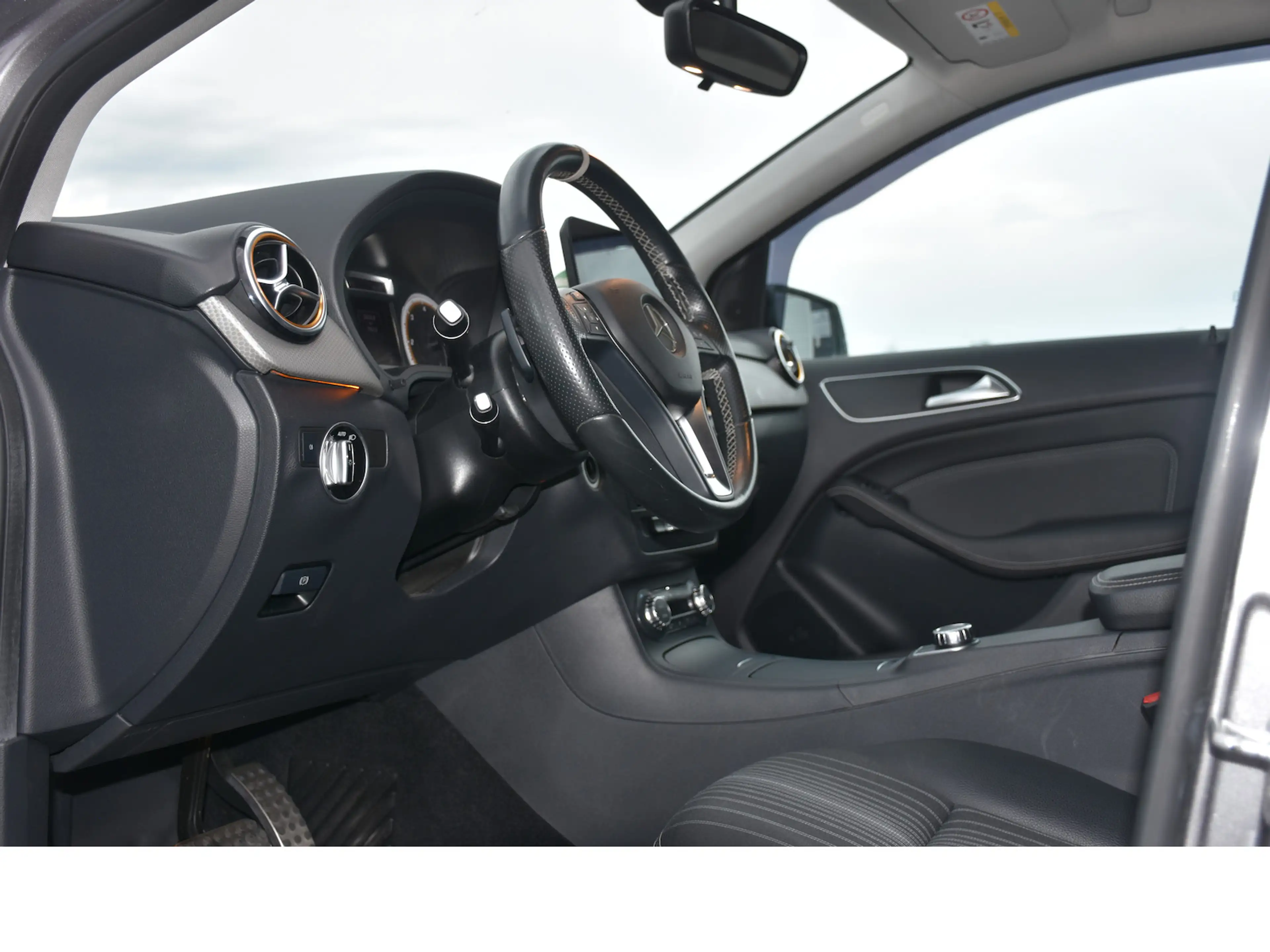Mercedes-Benz B 220 CDI d/Automatik/RFK/XENON/Sport Paket — photo 11