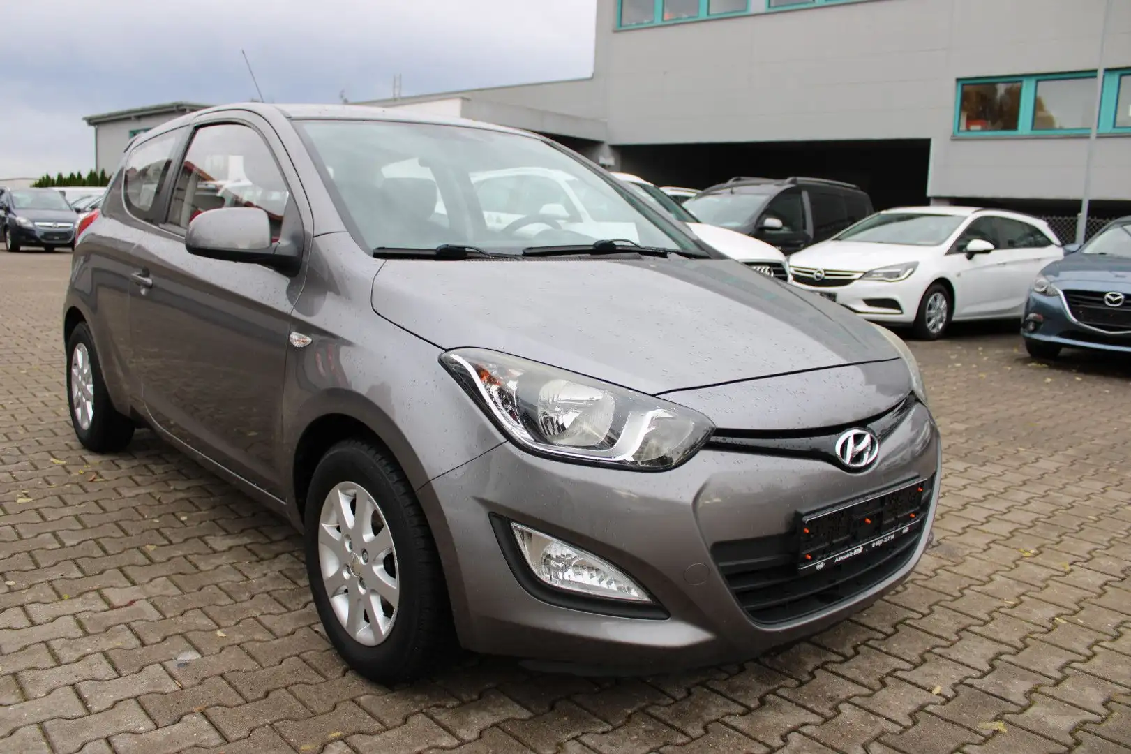Hyundai i20 1.2 Klima,Alu Grau - 2