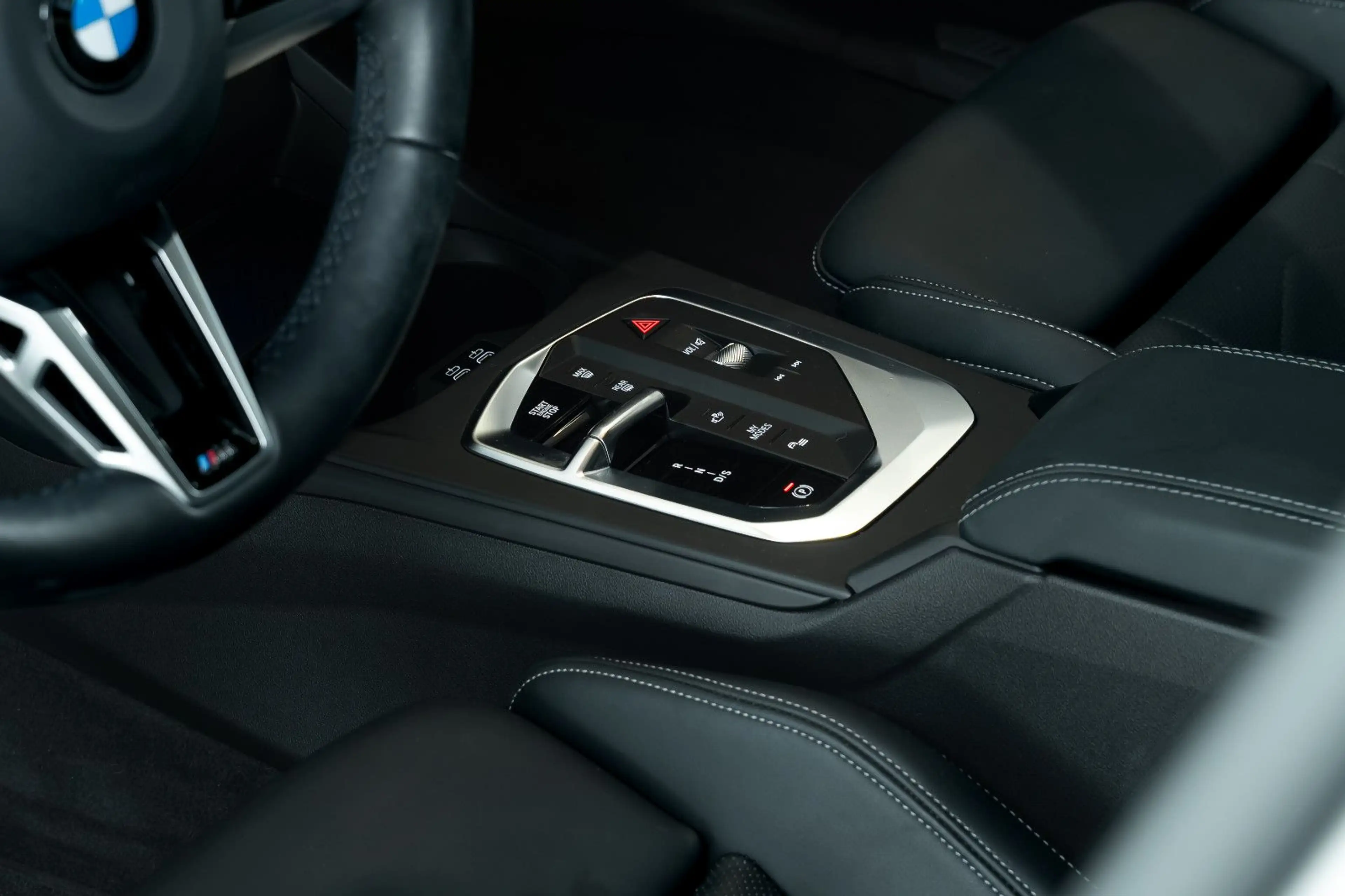 BMW 120 Limousine Sport 19,HUD PANO, HK,ACC,LEDER — photo 14